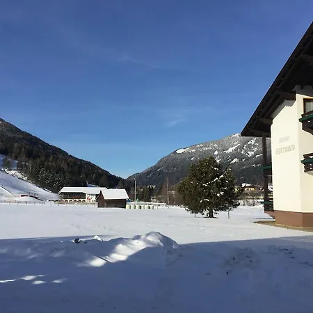 Gertraud Pensjonat 3*