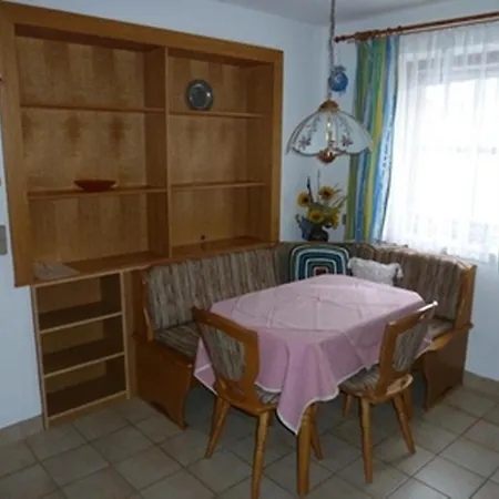 Pensjonat Gertraud Bad Kleinkirchheim