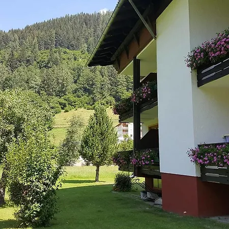 Pensjonat Gertraud Bad Kleinkirchheim